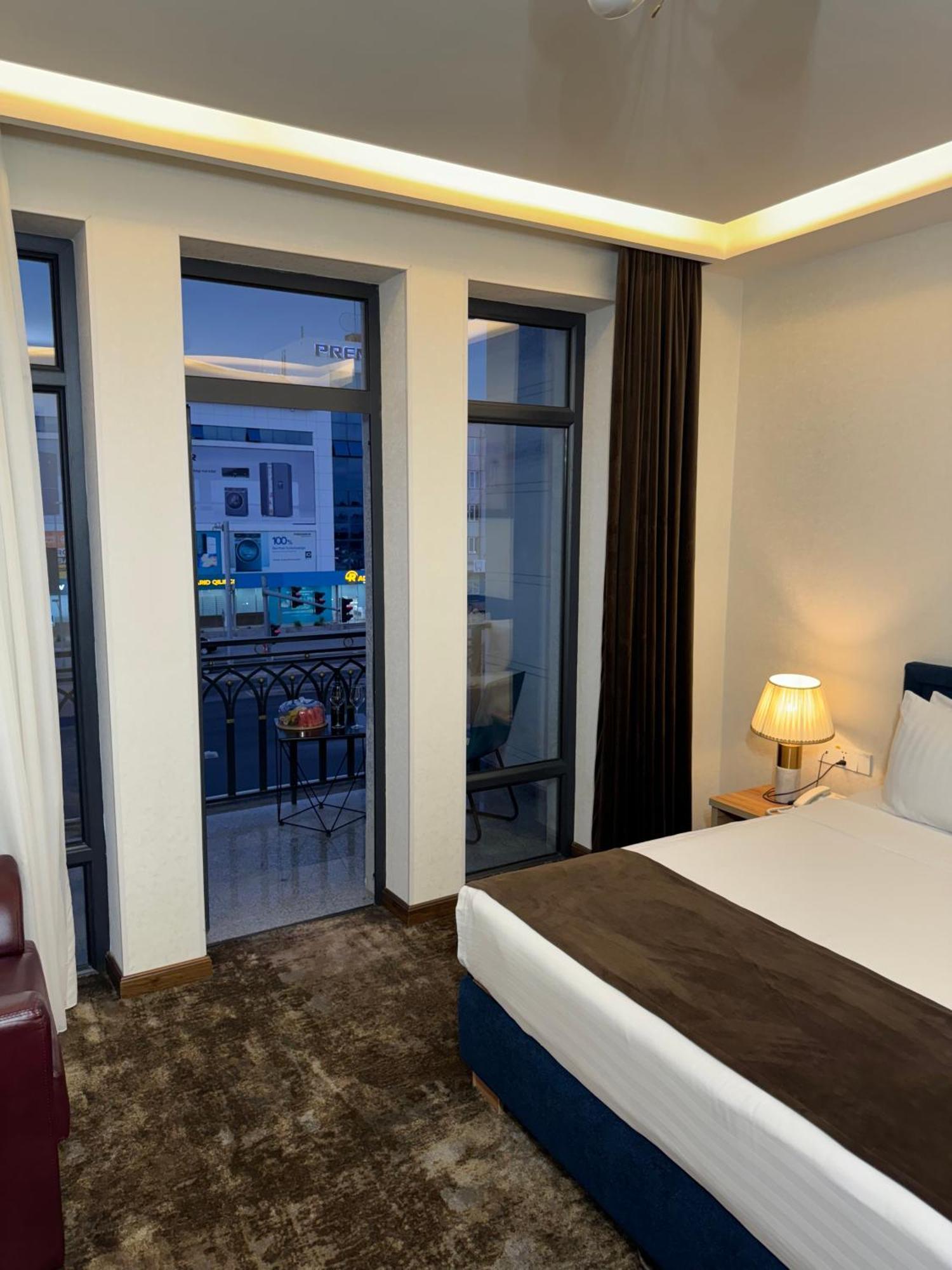 Garnet Mir Hotel Tashkent Exterior photo