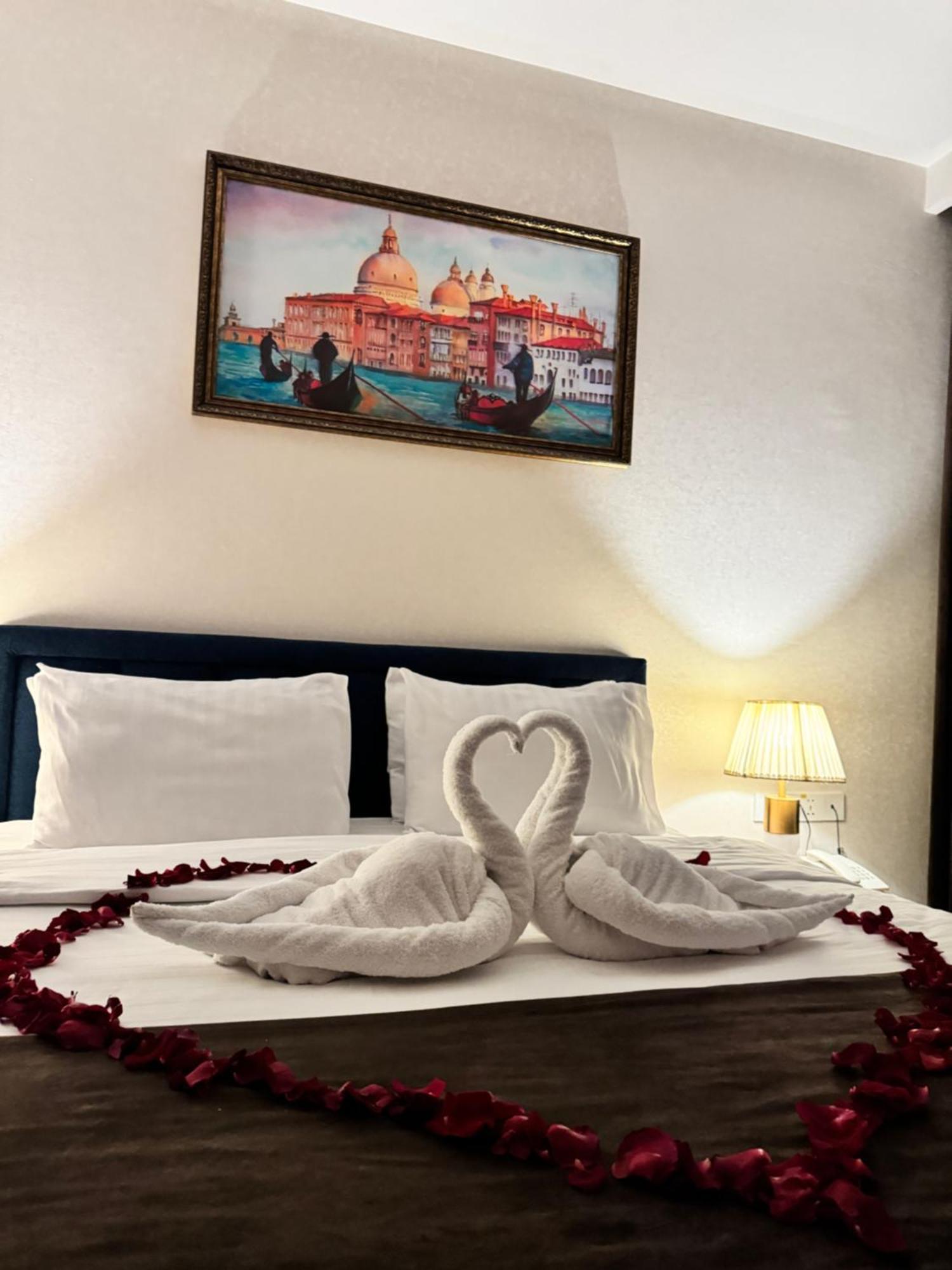 Garnet Mir Hotel Tashkent Exterior photo
